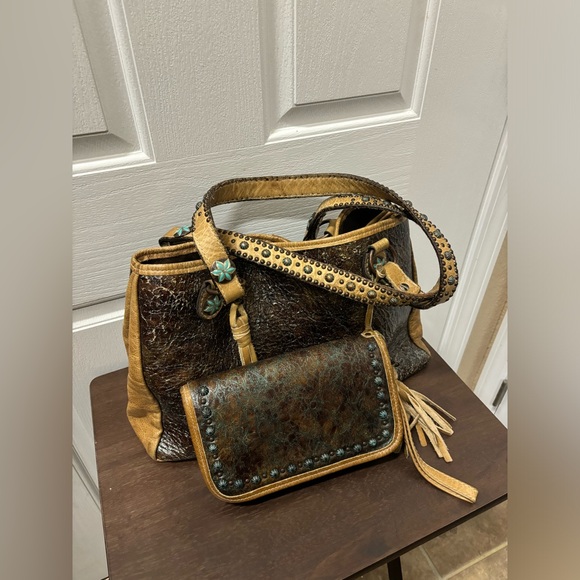 Double J Shoulder Leather Studded Tote Bag & Double Zipper Matching Wallet - Picture 1 of 16